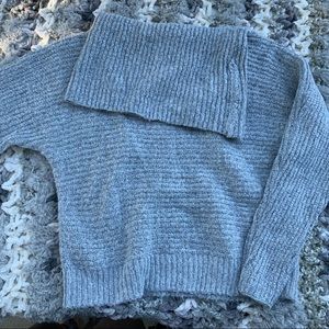 Poof NY brand SZ M gray turtleneck sweater